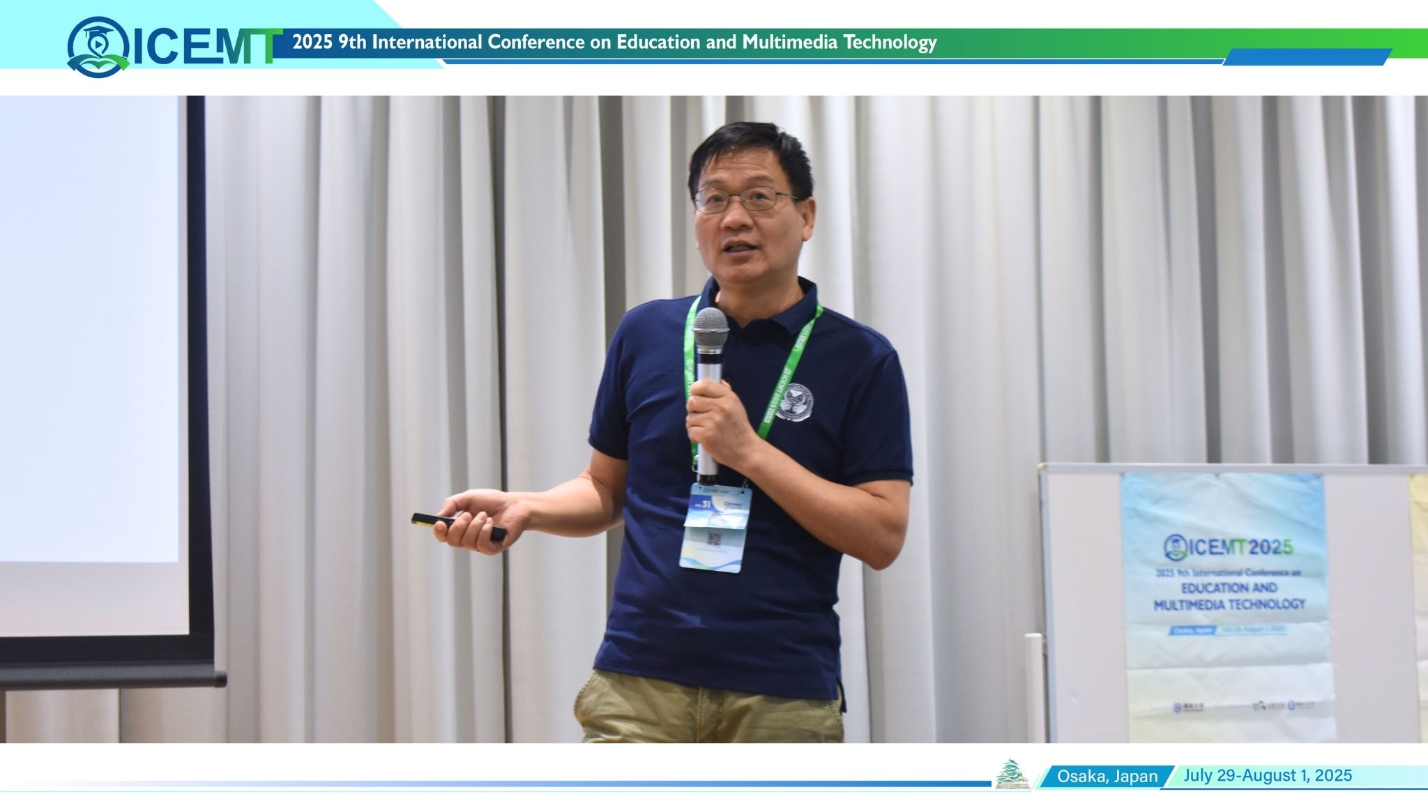 Panel Speaker 9